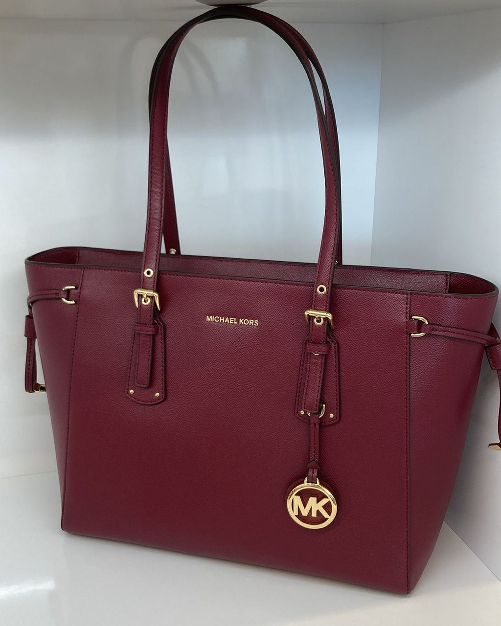 Michael Kors Voyager Tote Bag in Burgundy
