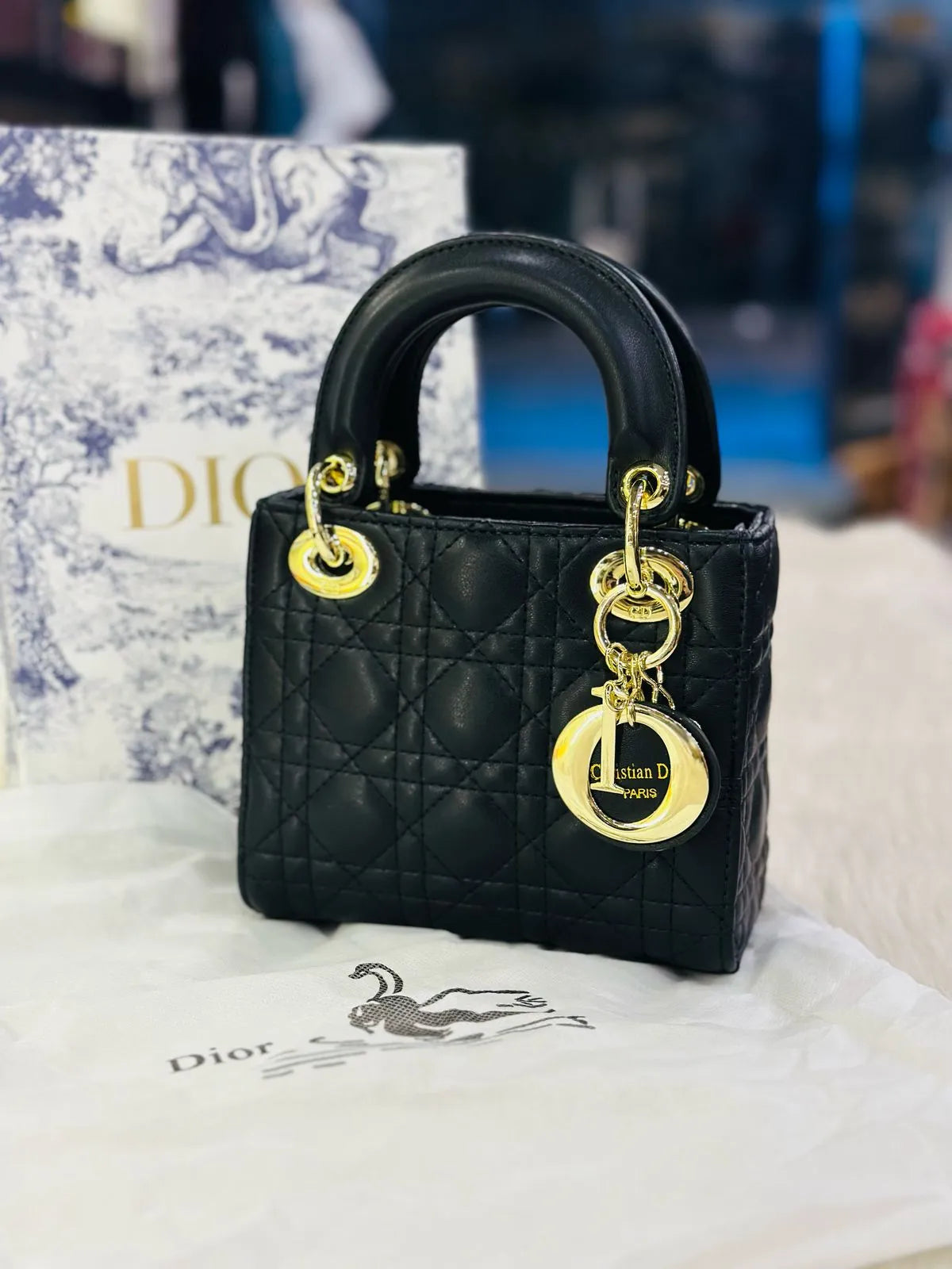 Dior Black Cannage Leather Medium Lady Dior Hand Bag -397