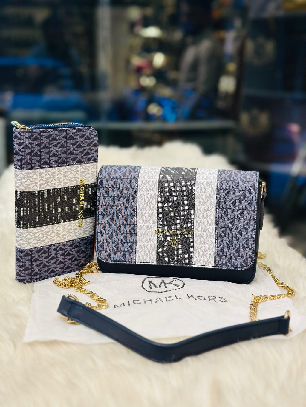 HAND BAG -230