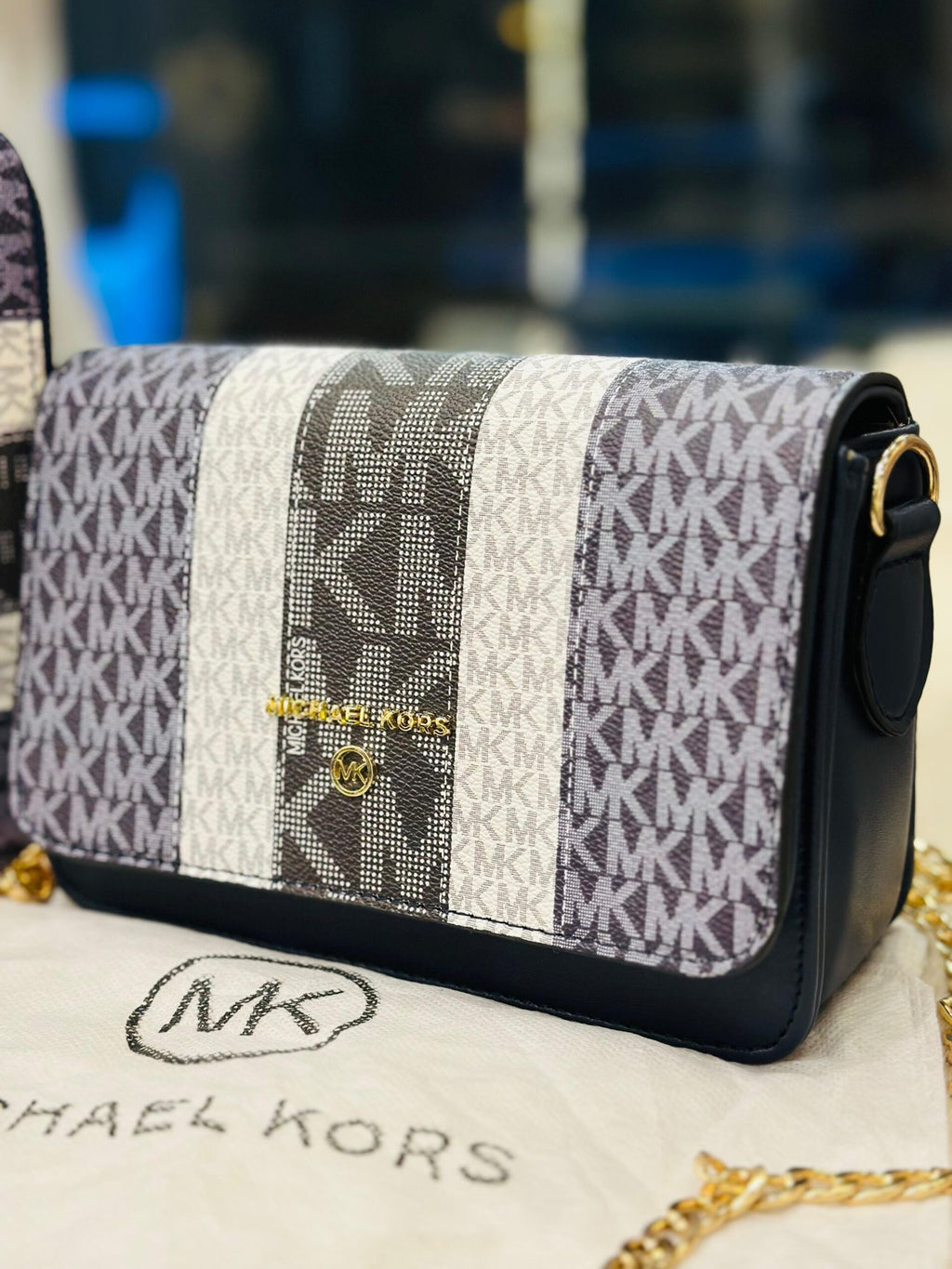 HAND BAG -230