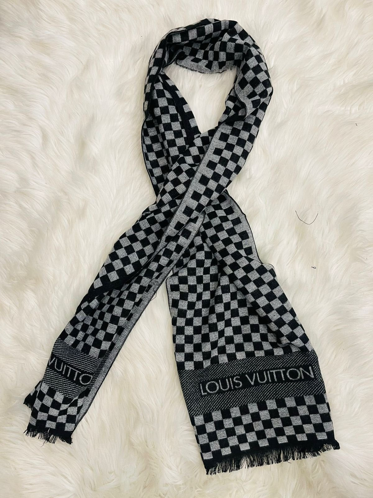 LV MEN SCARF -31