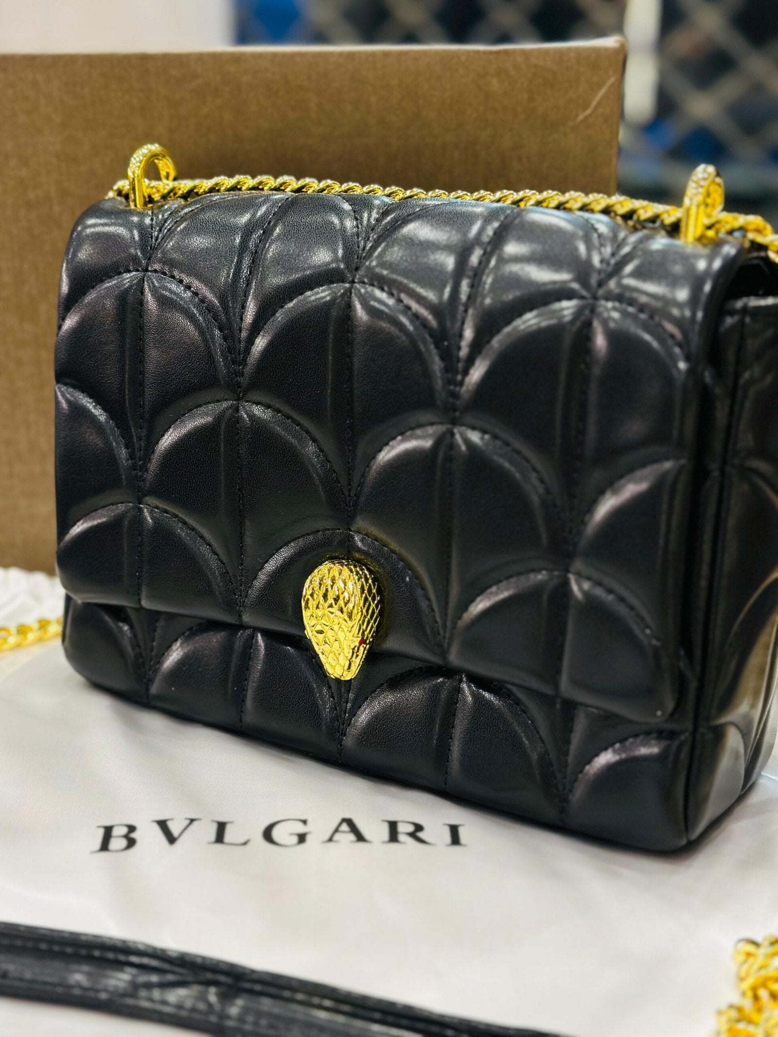 Bulgari Serpenti Sugarloaf Black Shoulder Bag -322