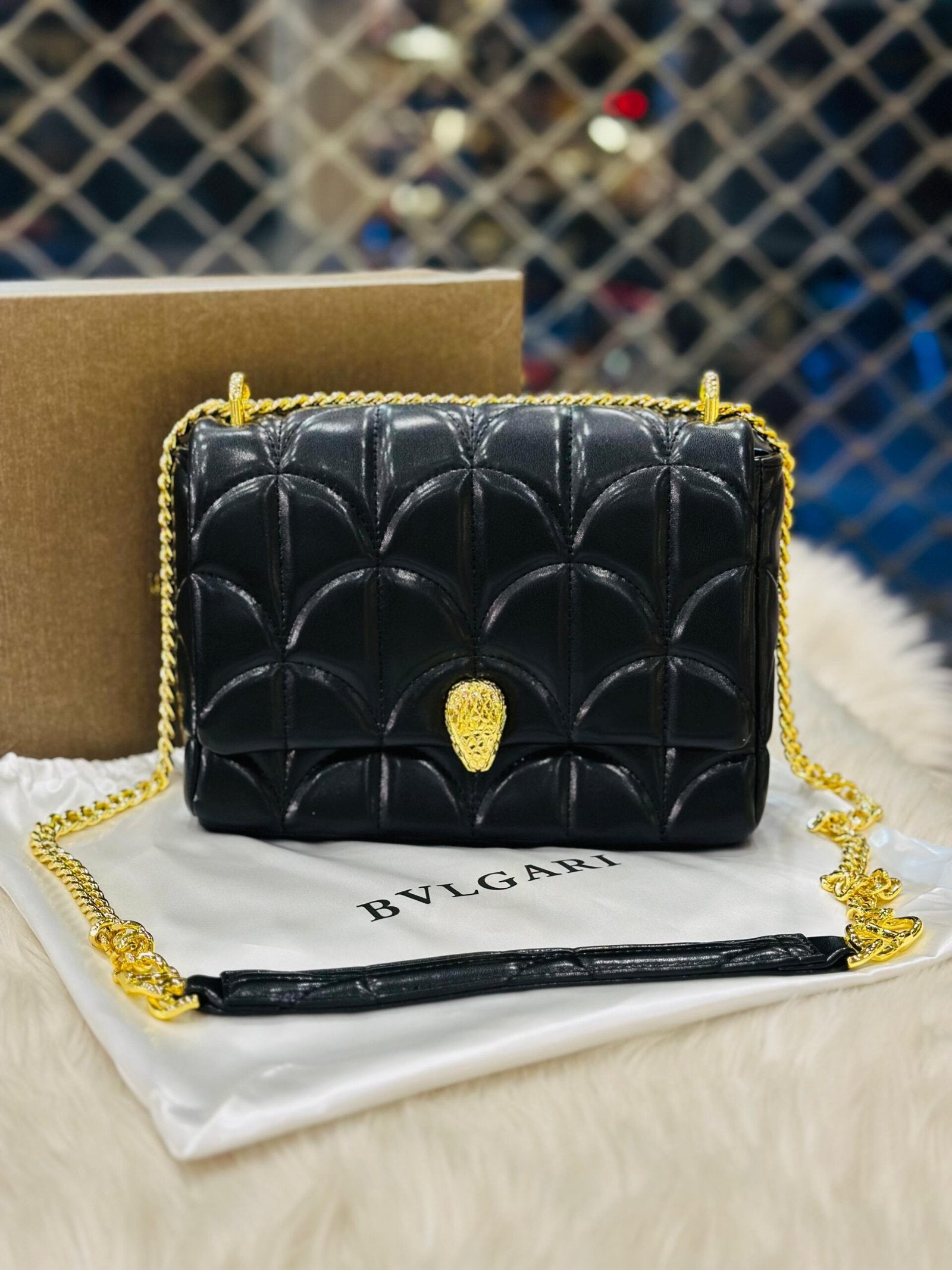 Bulgari Serpenti Sugarloaf Black Shoulder Bag -322