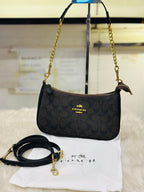COACH Teri Shoulder Bag In Signature -311
