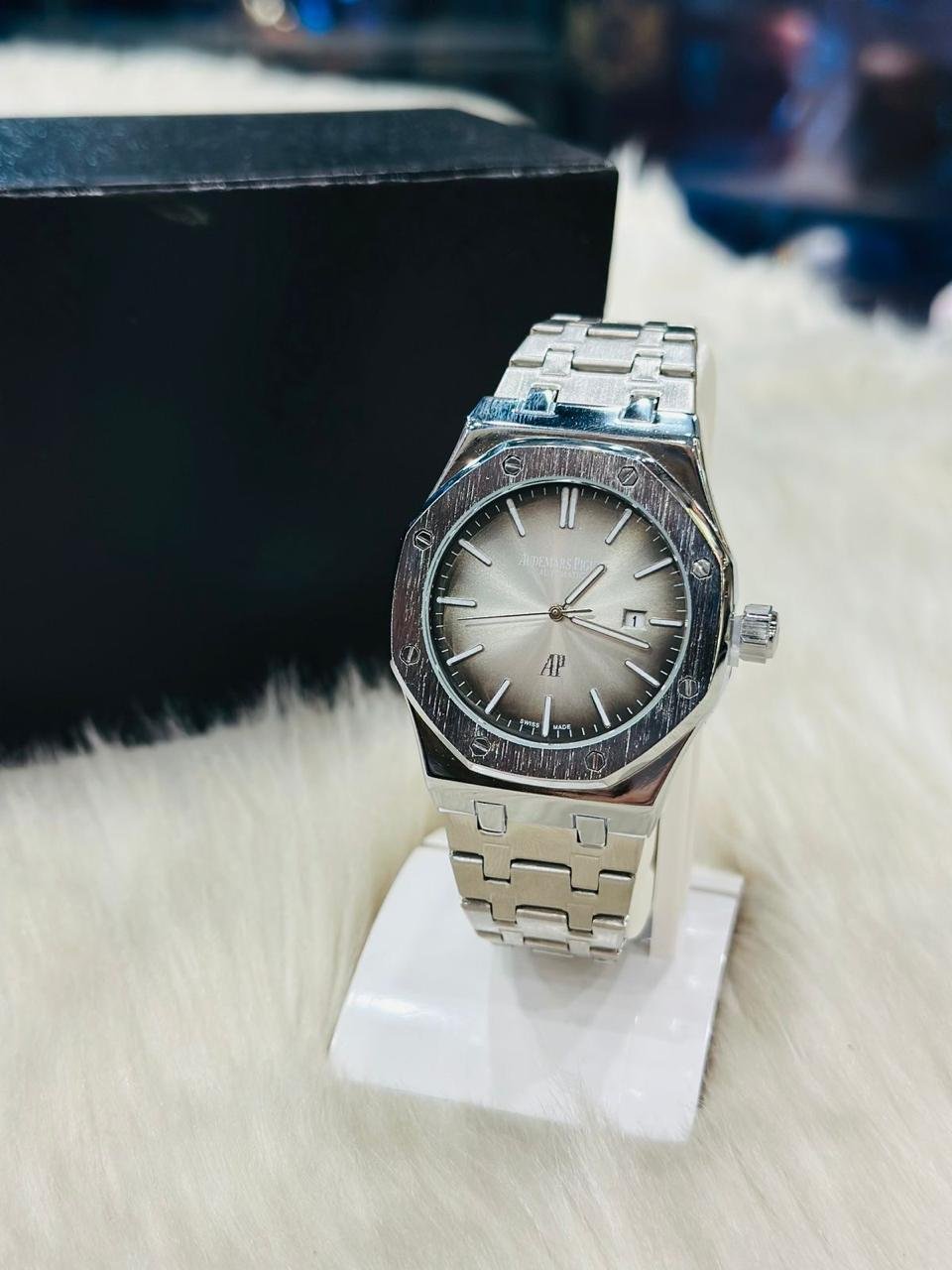 WATCH -71