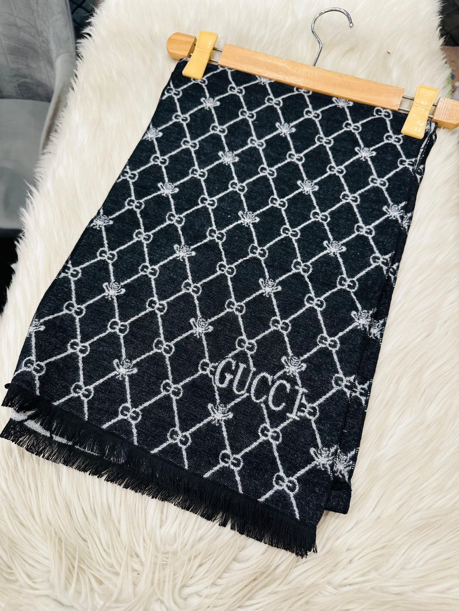 GUCCI MEN SCARF -70
