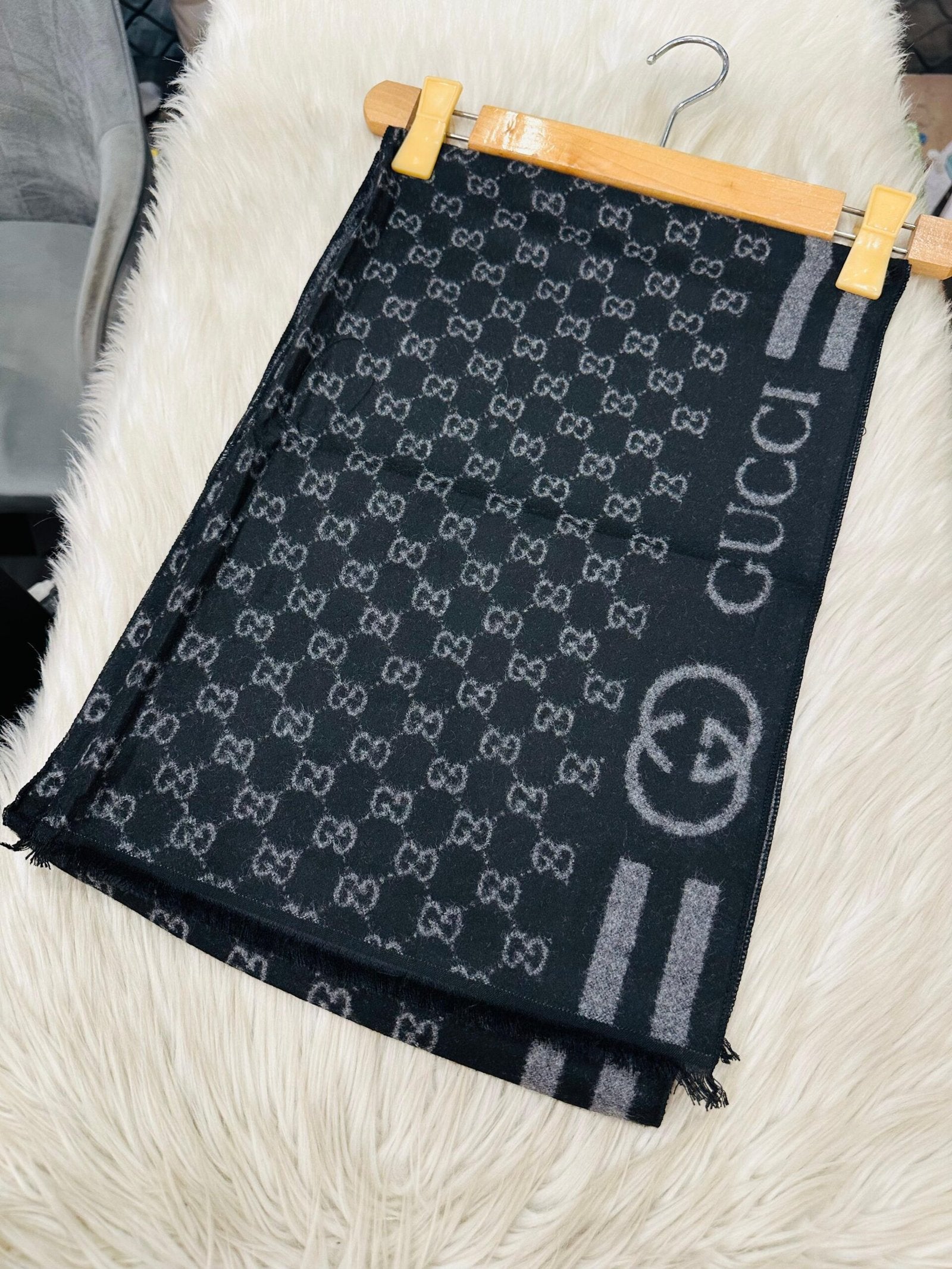 GUCCI MEN SCARF -71