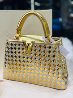 Louis Vuitton Capucines 587
