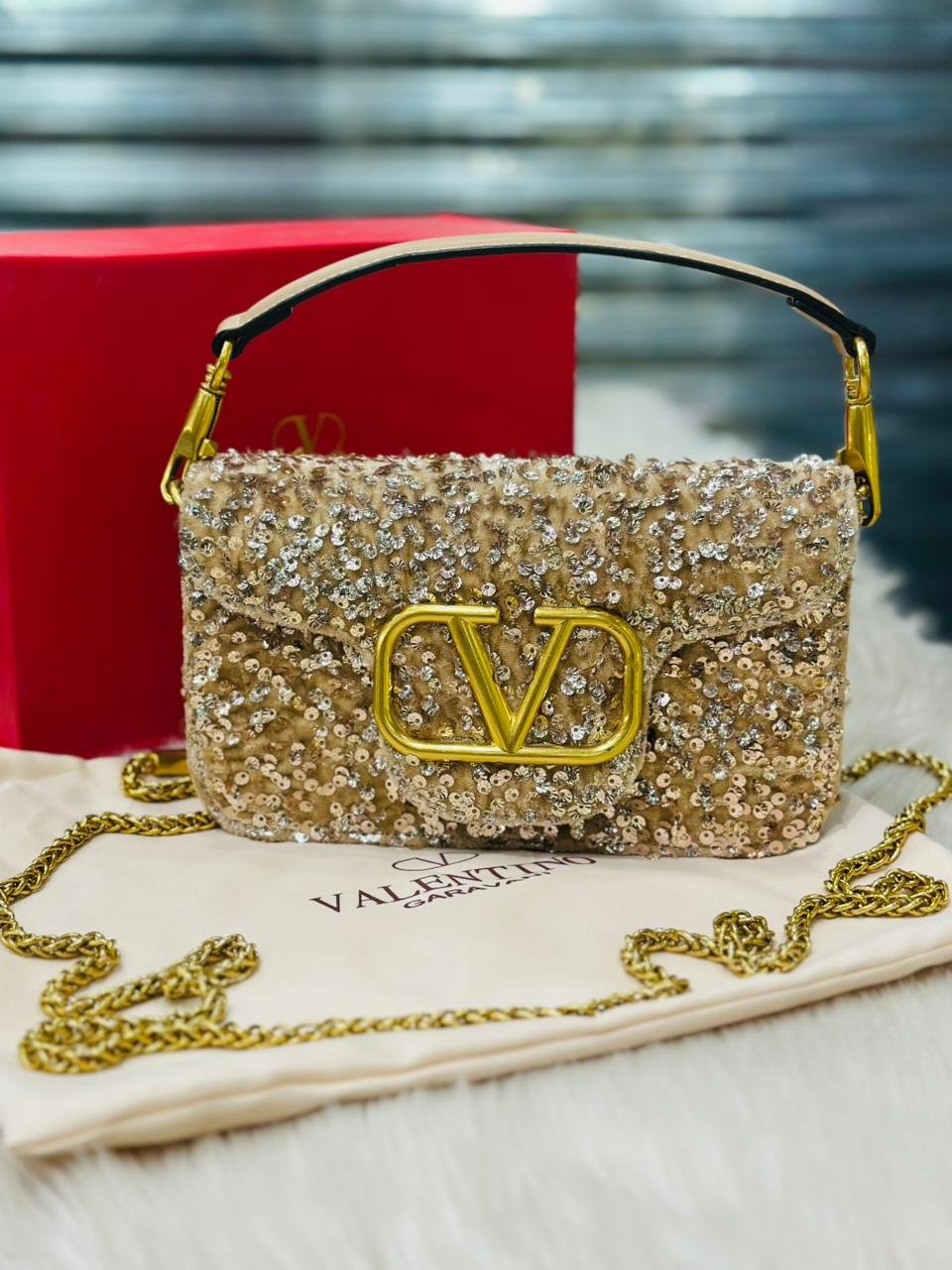Valentiono Garavani Loco Shoulder Bag 617