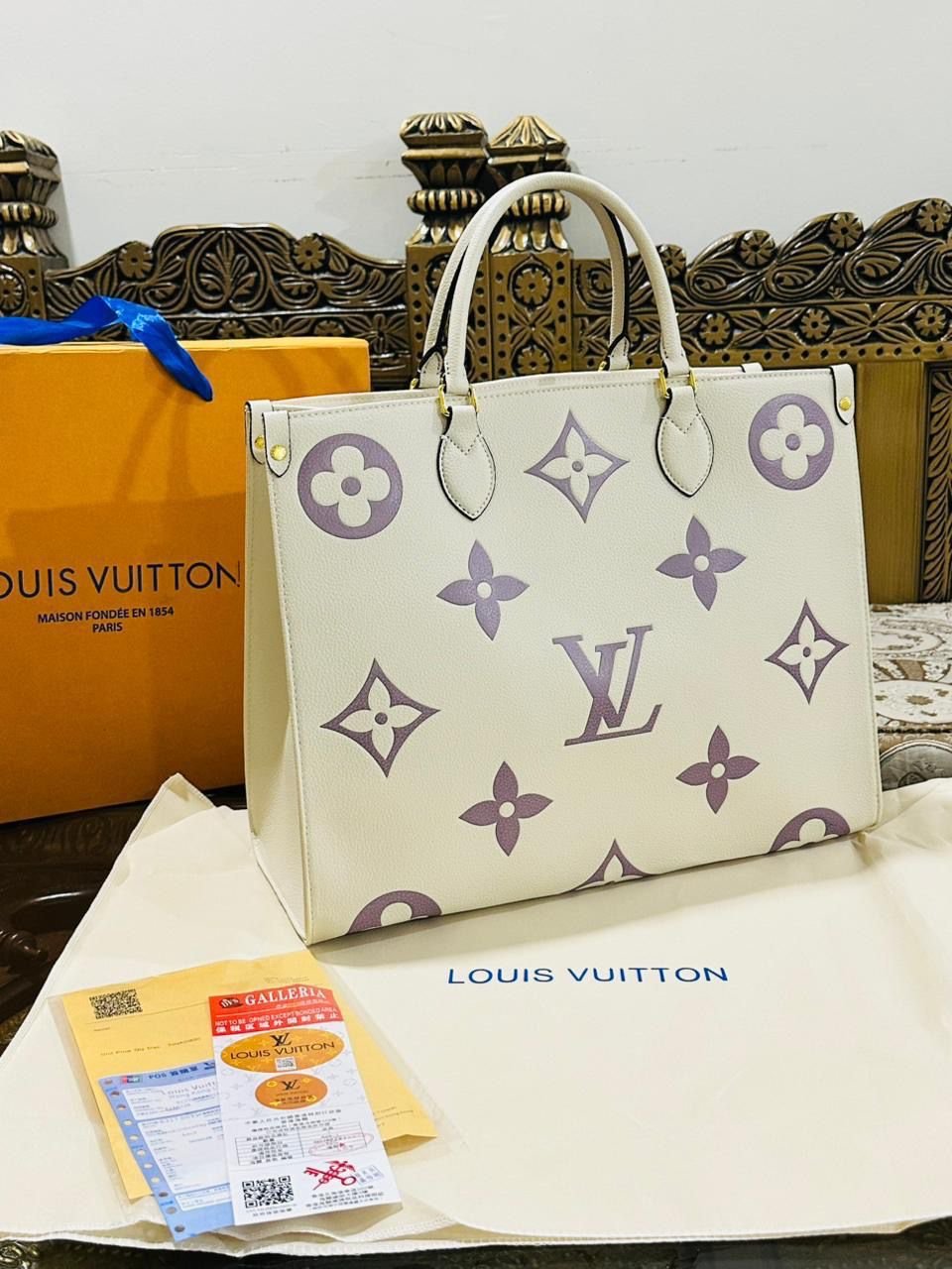 Louis Vuitton OnTheGo GM Tote Bag