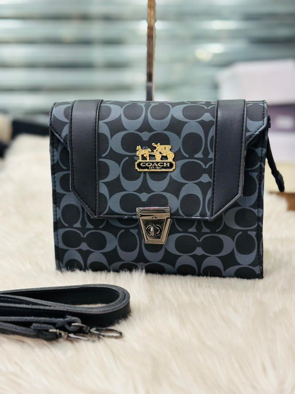 HANDBAG 5