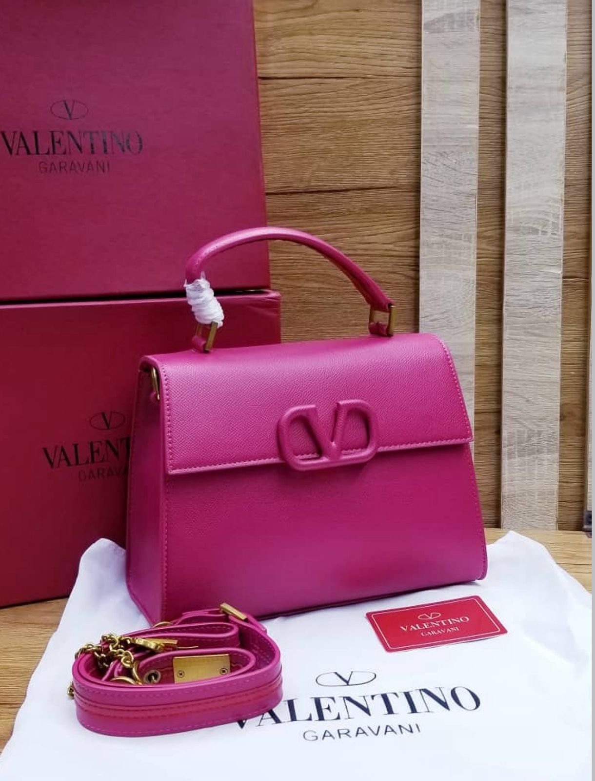 Valentino Garavani Small Handbag in Pink