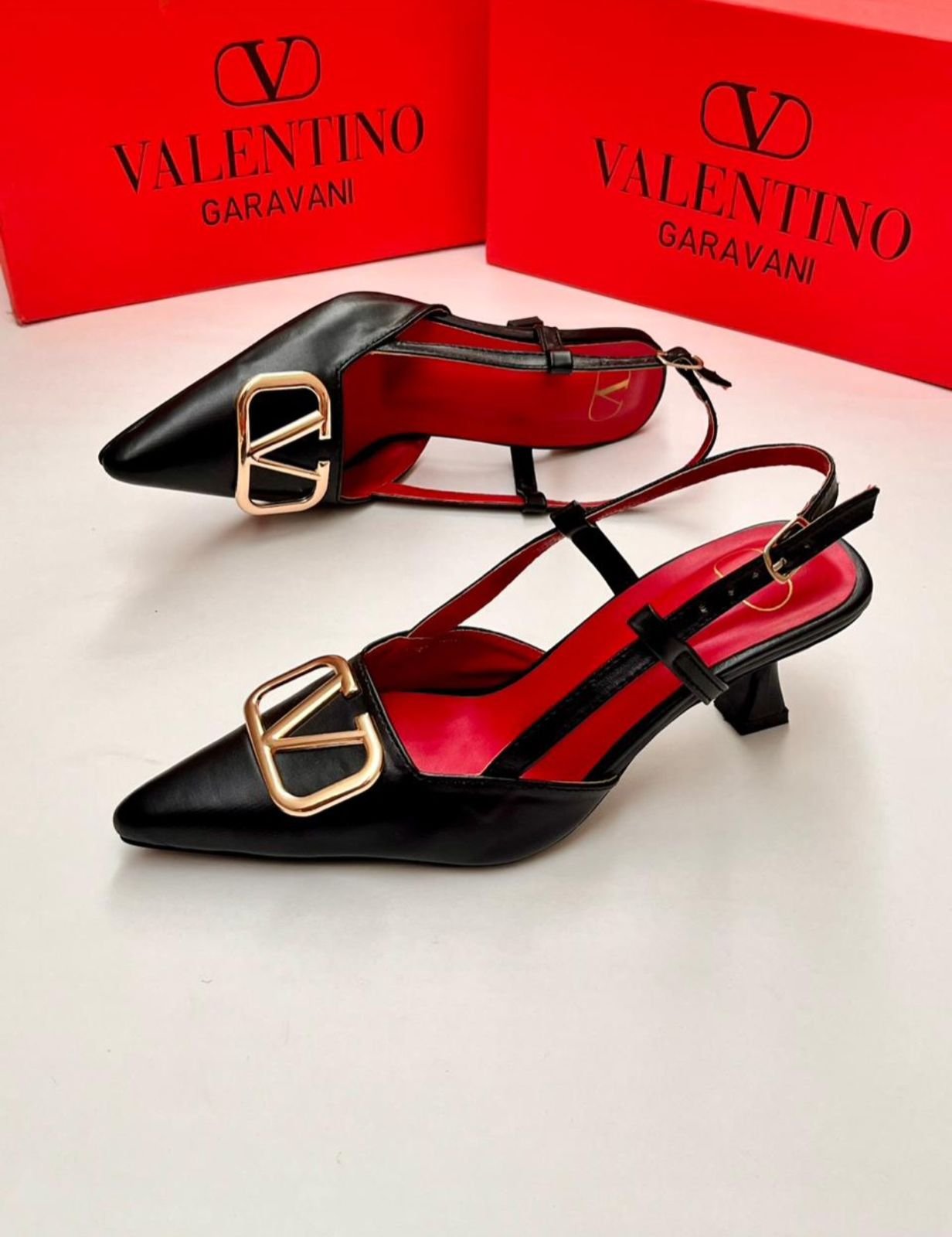 Valentino Garavani Heels Black