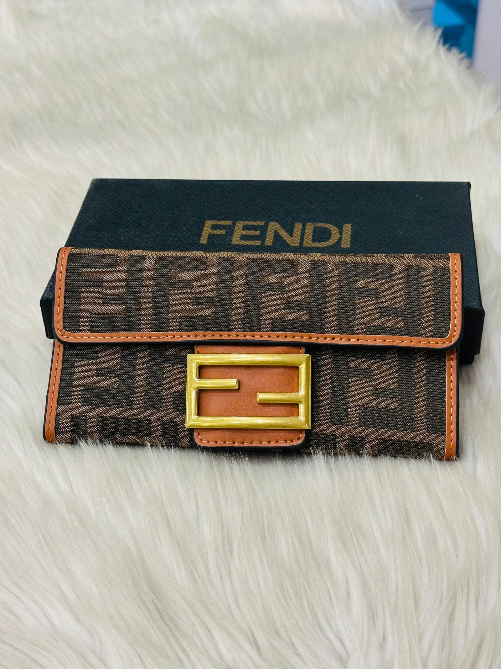 WALLET 79