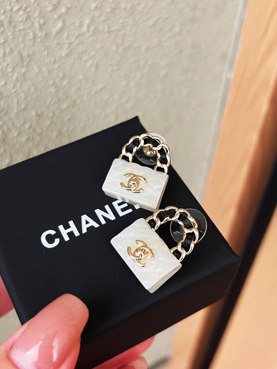 Chanel Earings