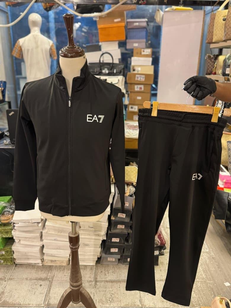 TRACK SUIT 144