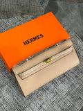 Hermès Kelly Cut Clutch in Beige Leather