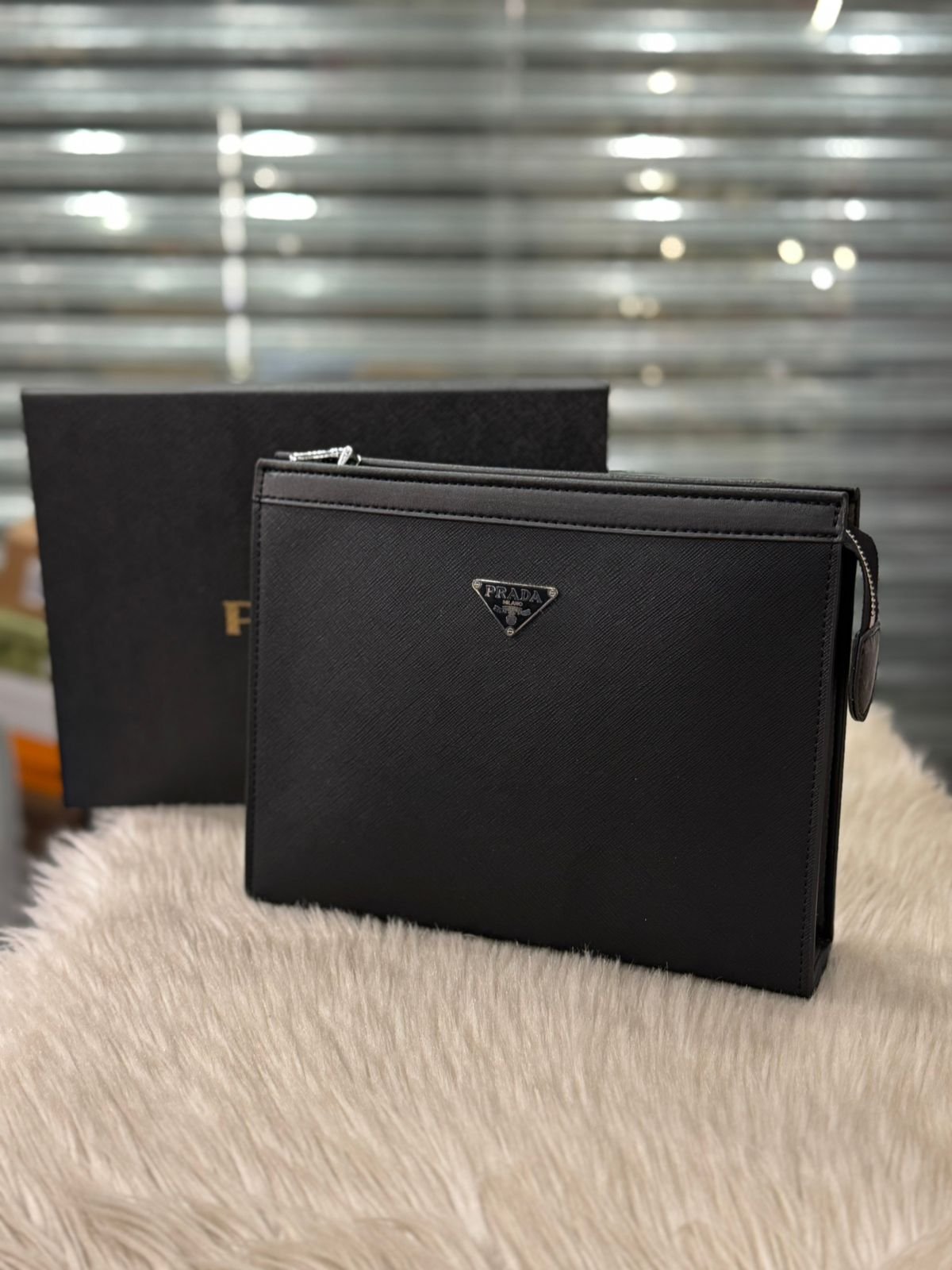HAND POUCH -4
