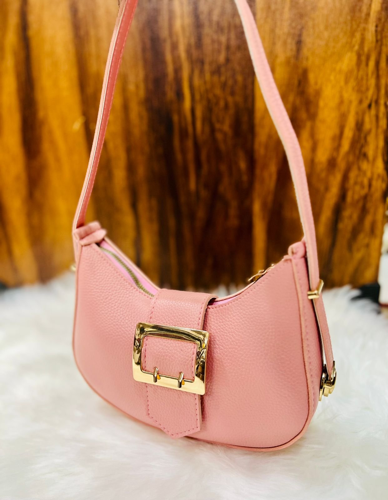 HANDBAG 70