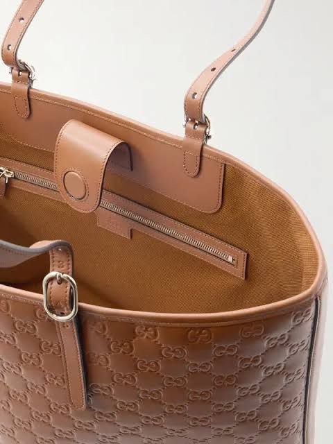Gucci GG Emblem Large Tote Bag in Brown