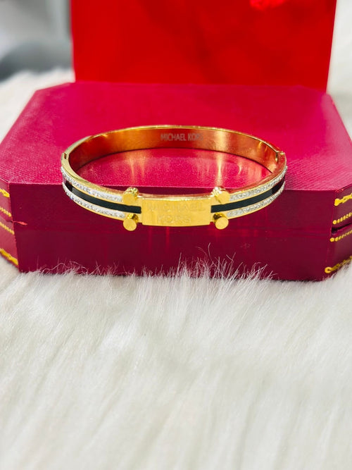 BANGLE -54