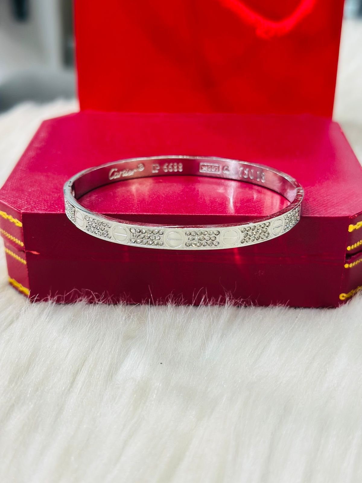 BANGLE -52