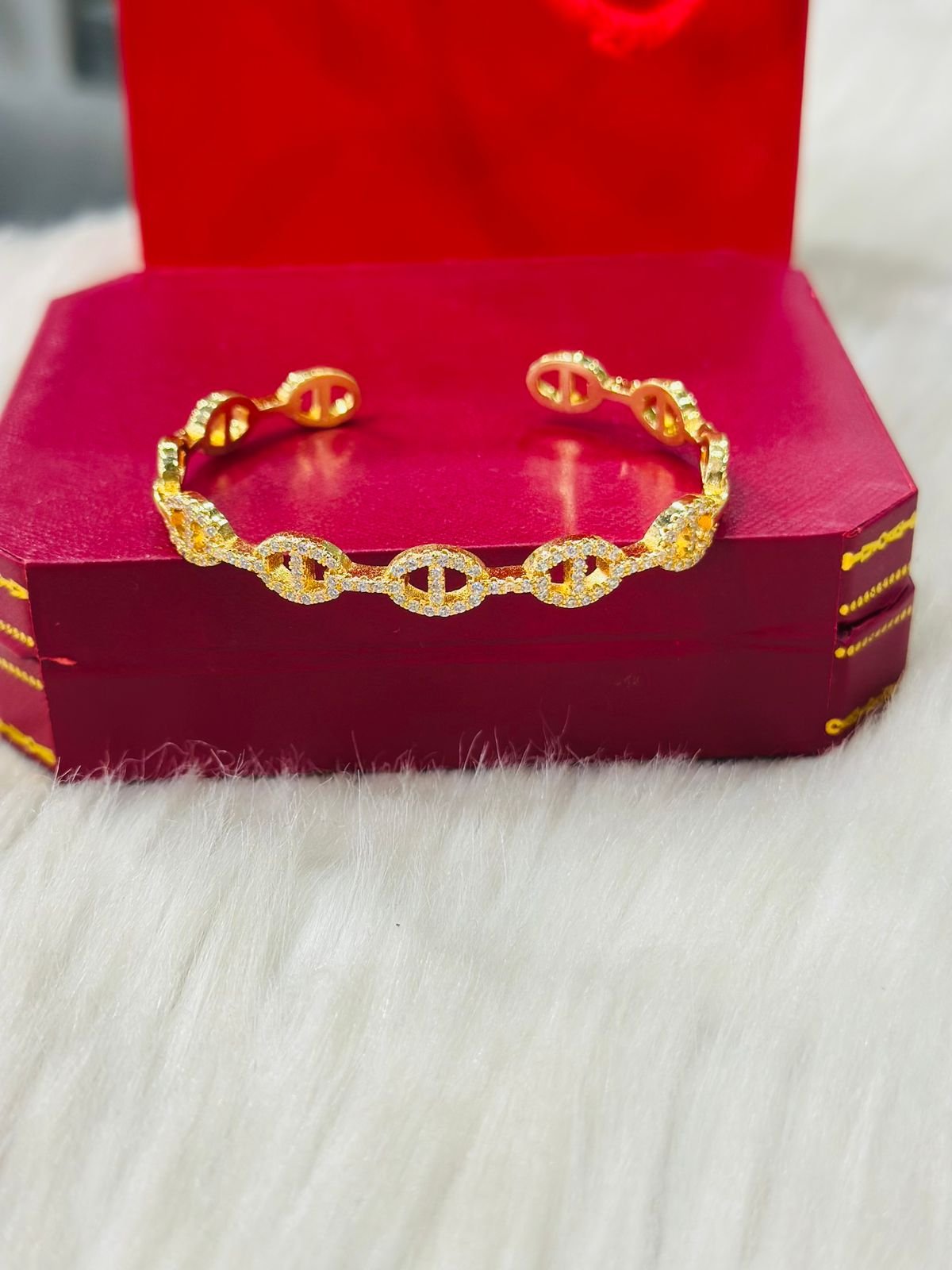 BANGLE -44
