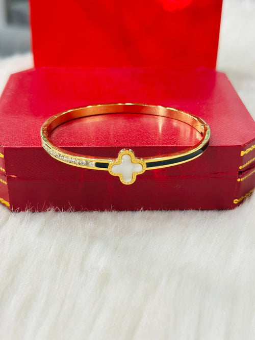 BANGLE -37