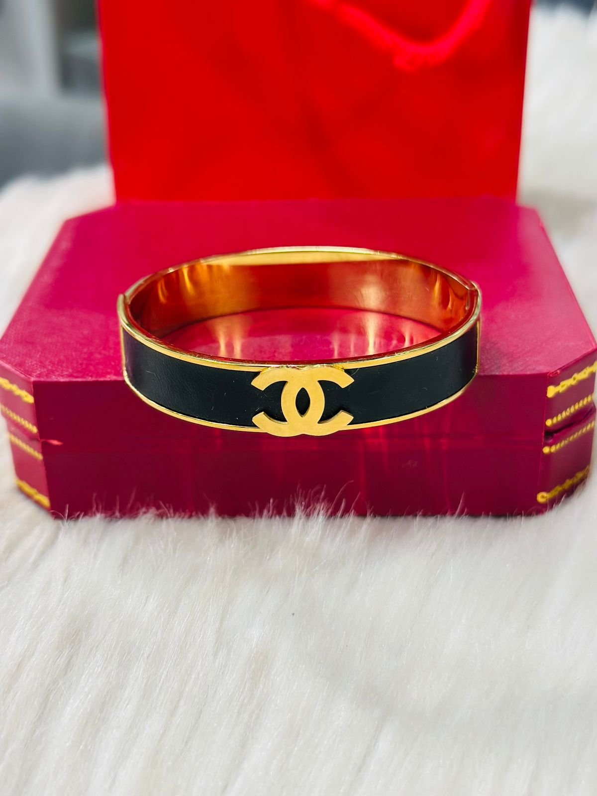BANGLE -26