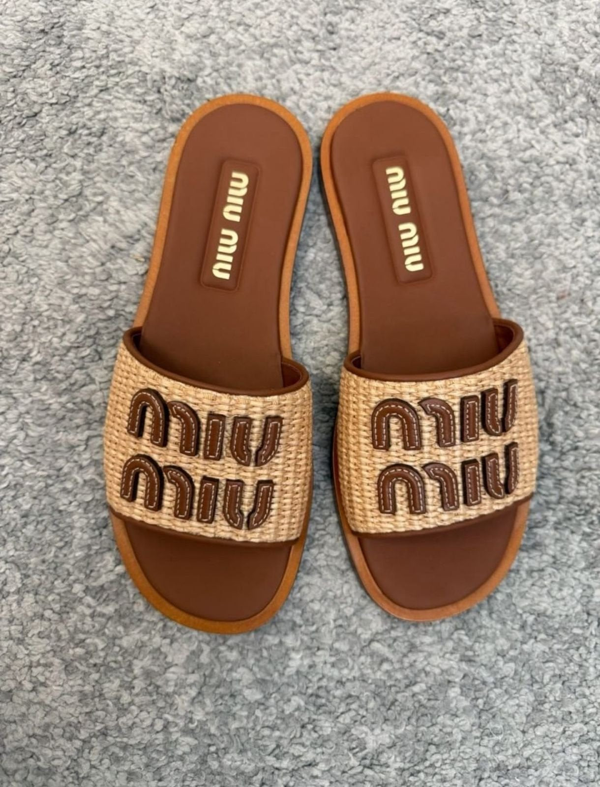 FEMALE SLIDE -001