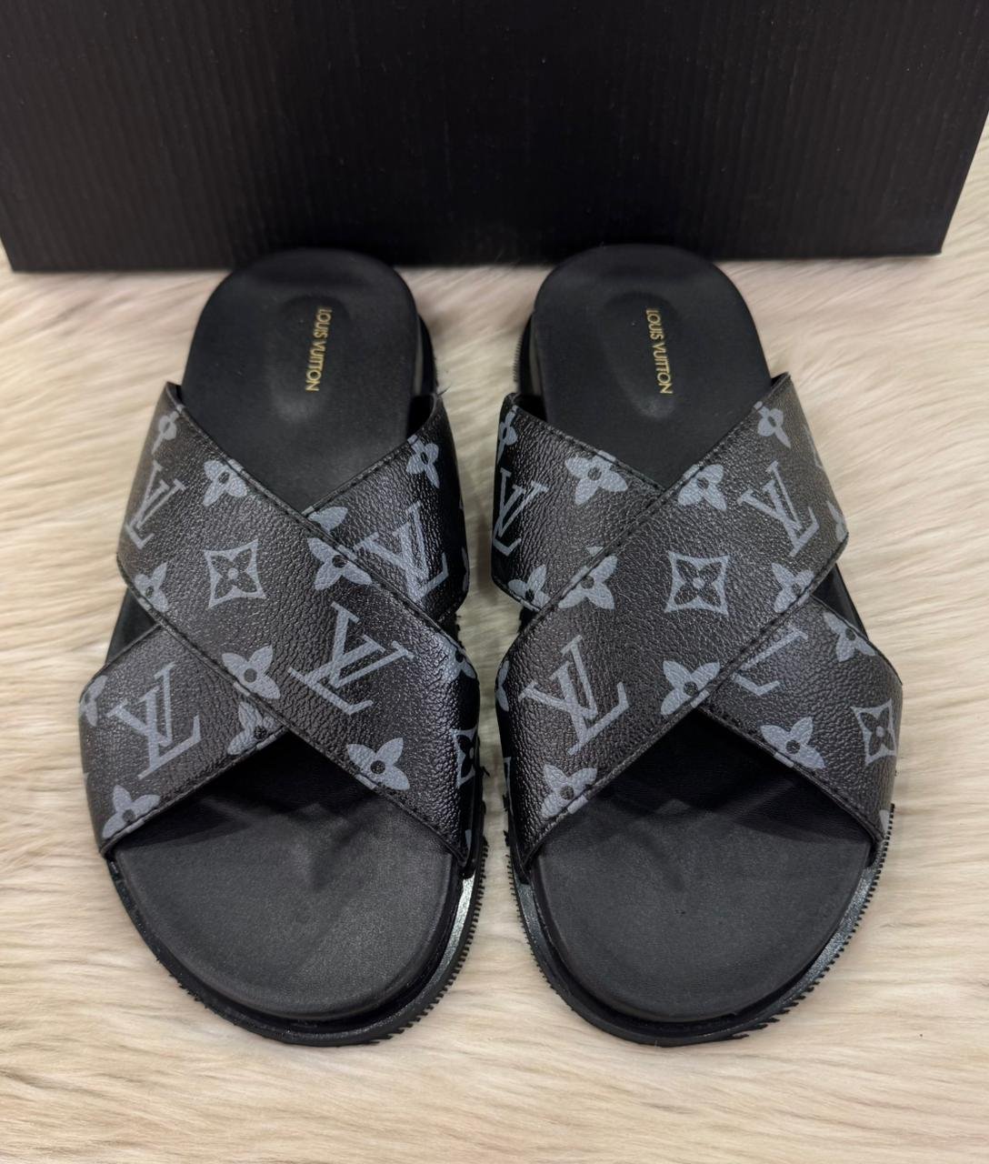 MEN SLIDE -002