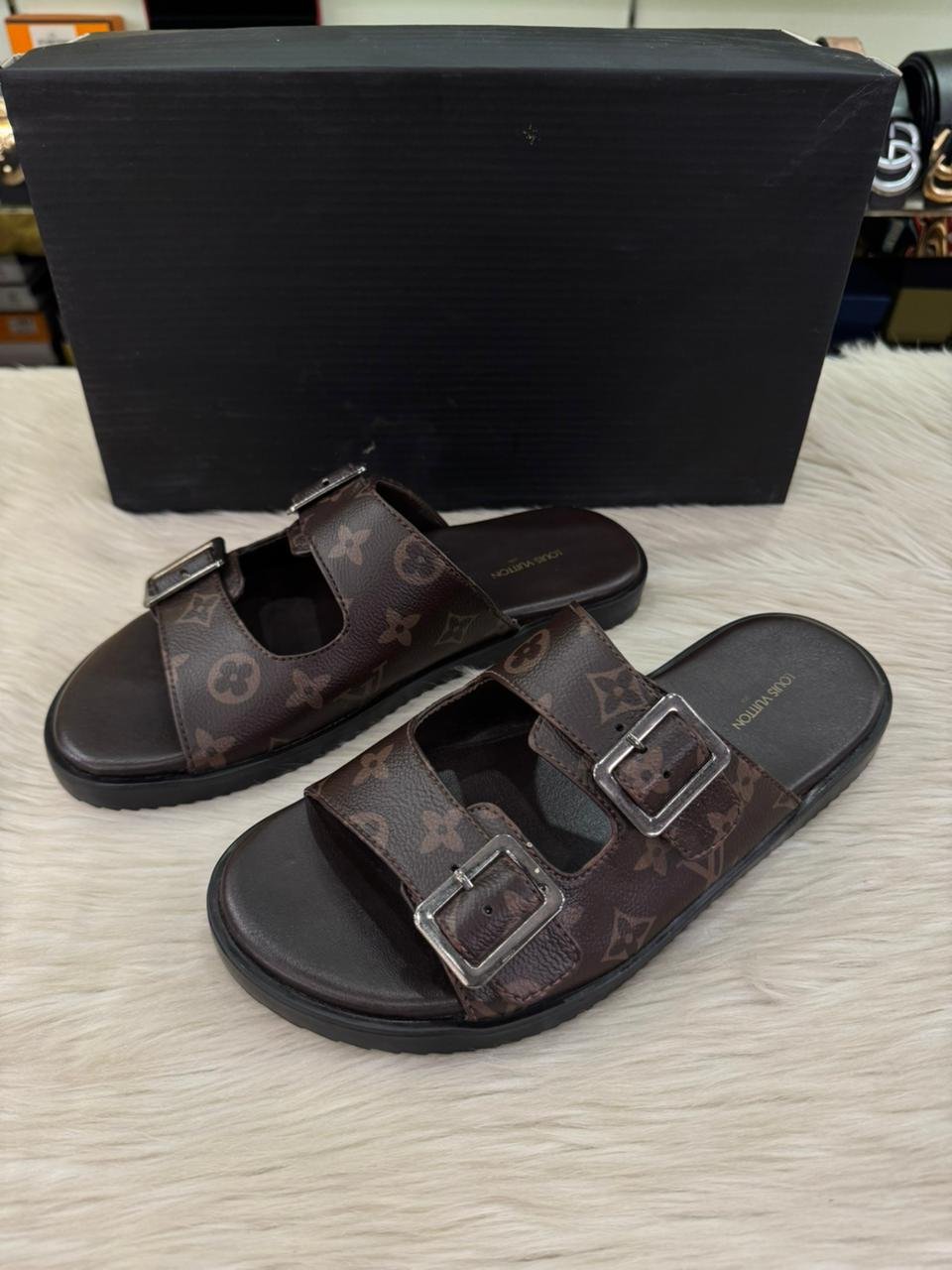 MEN SLIDE -006