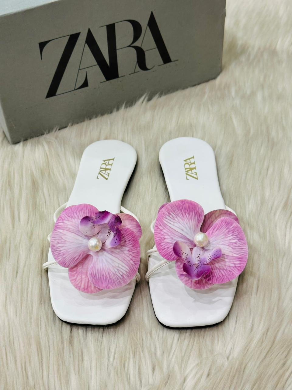 ZARA FLATS -004