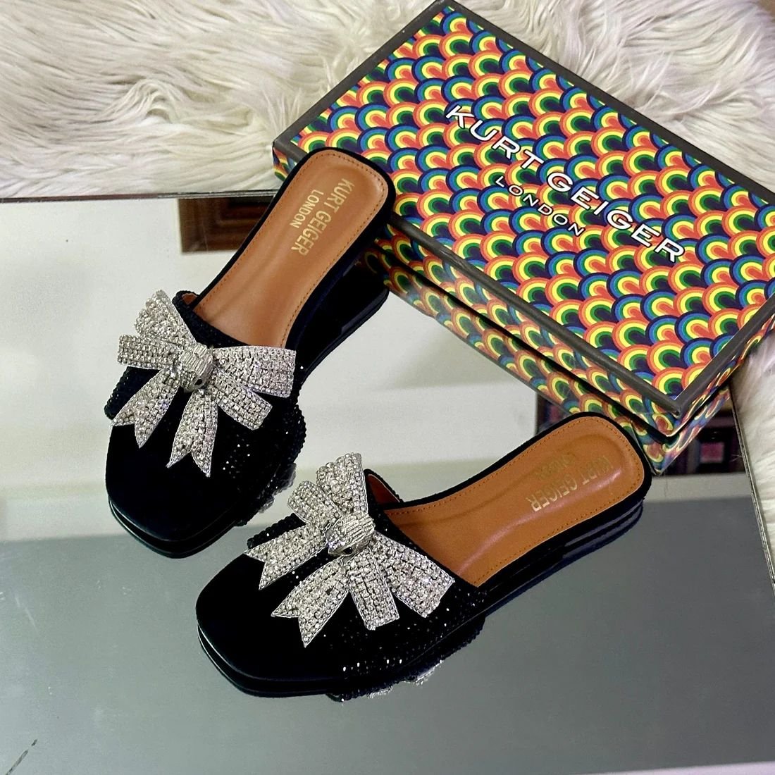 FEMALE SLIDE -019