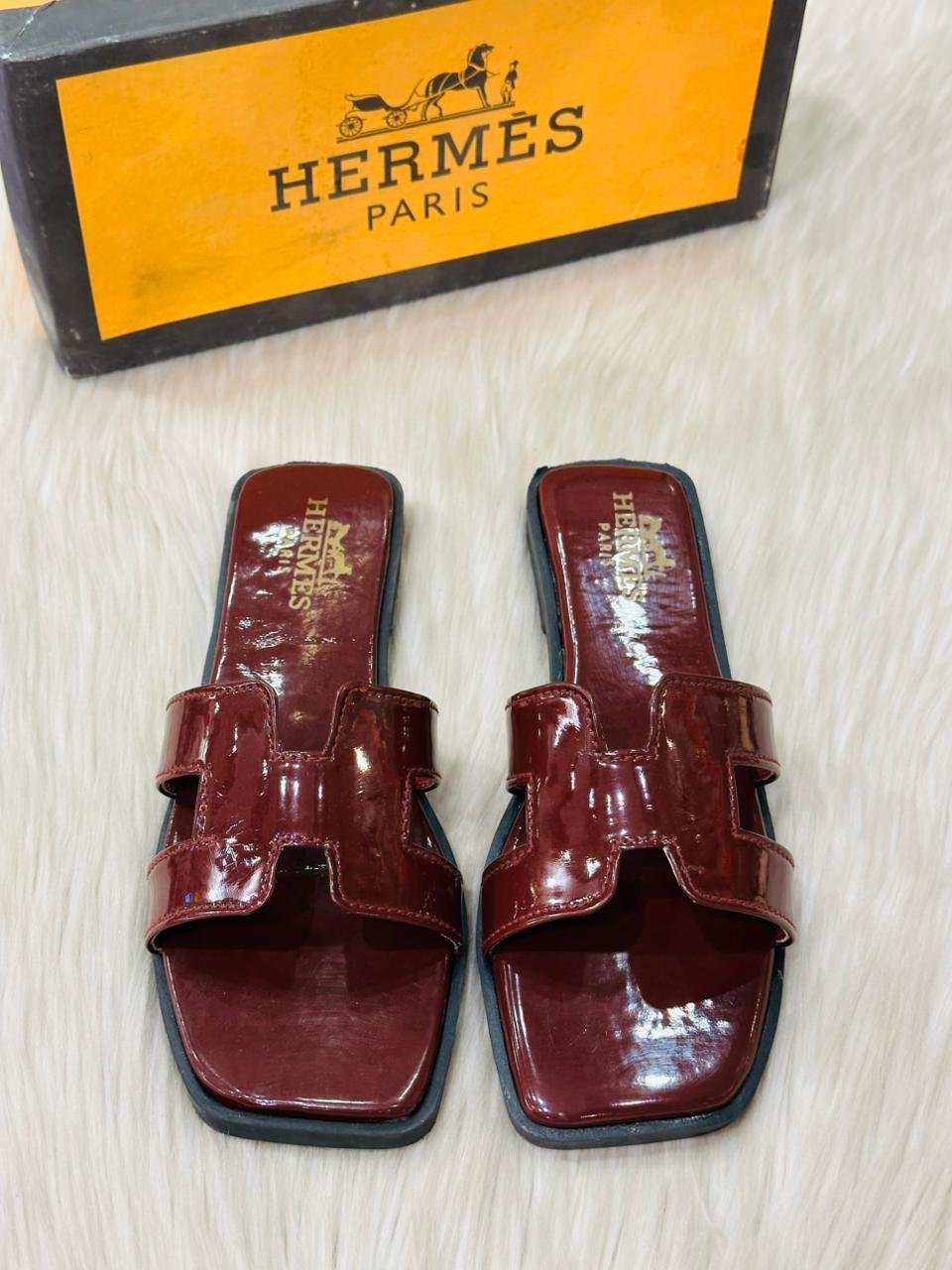 FEMALE SLIDE -021