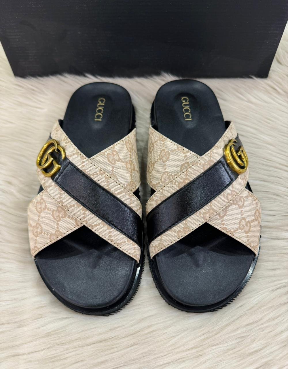 MEN SLIDES -009