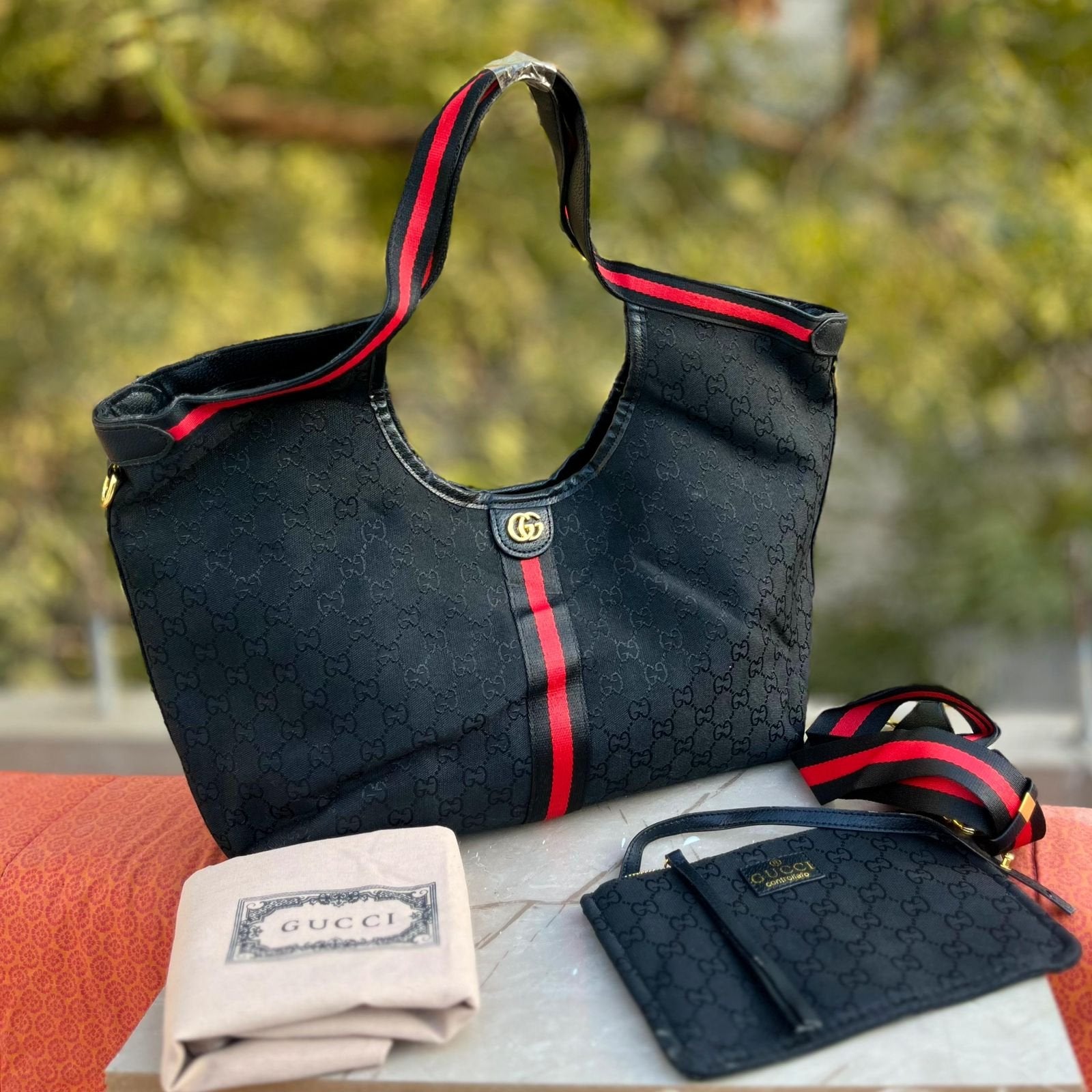 Gucci Giglio Black Tote Bag