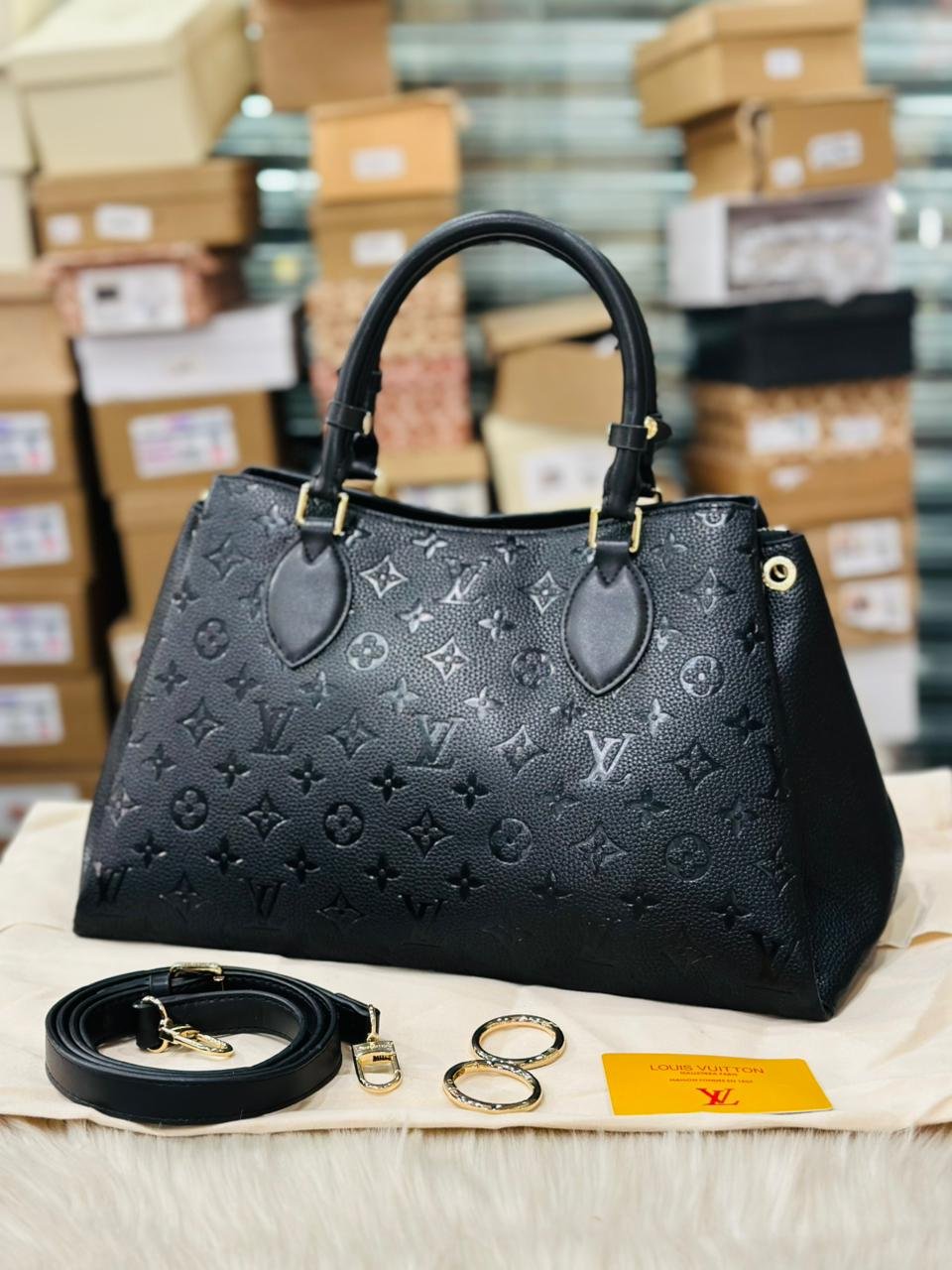 Louis Vuitton OnTheGo in Black