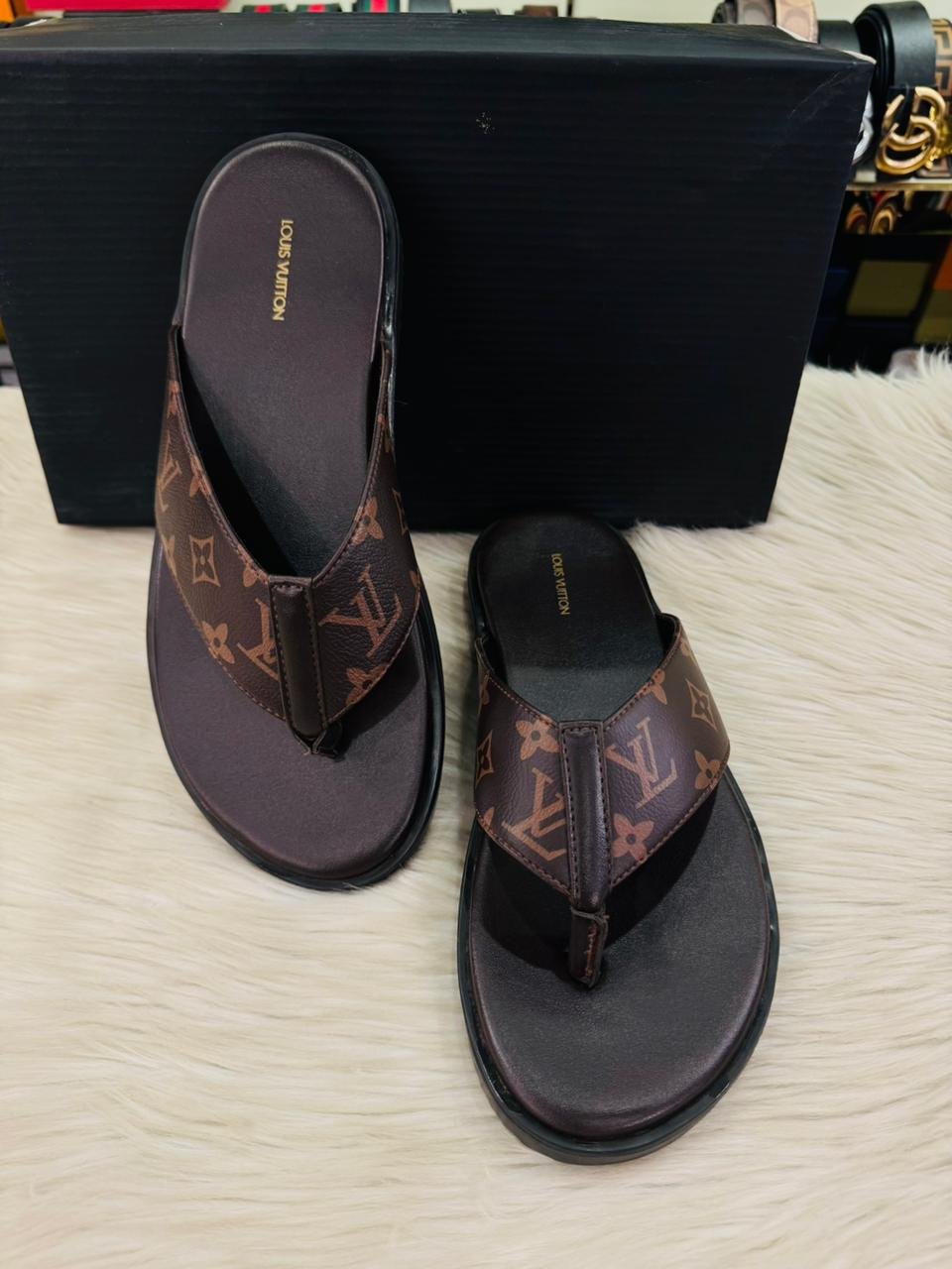 MEN SLIDE -005