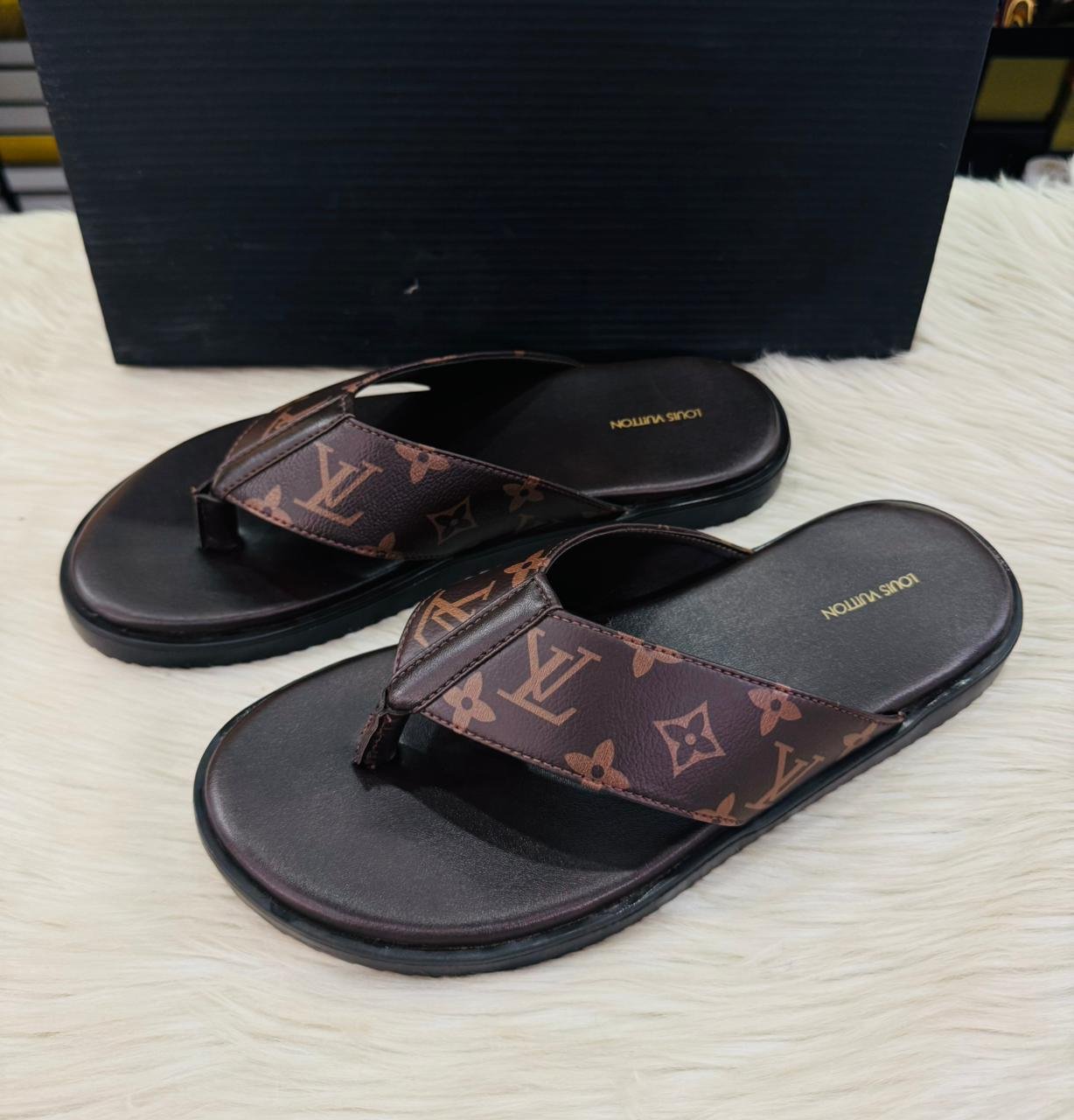 MEN SLIDE -005