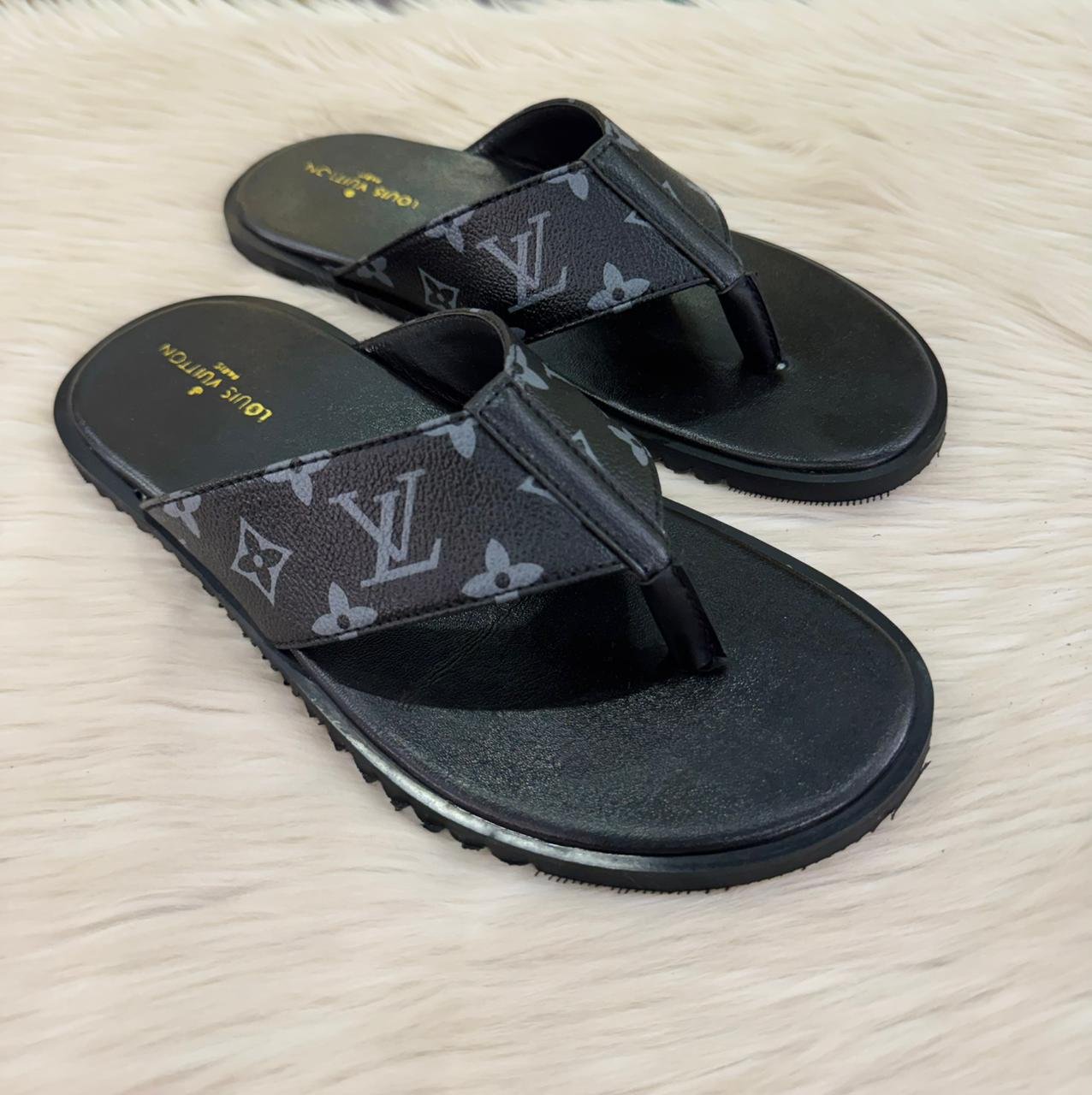 MEN SLIDES -013