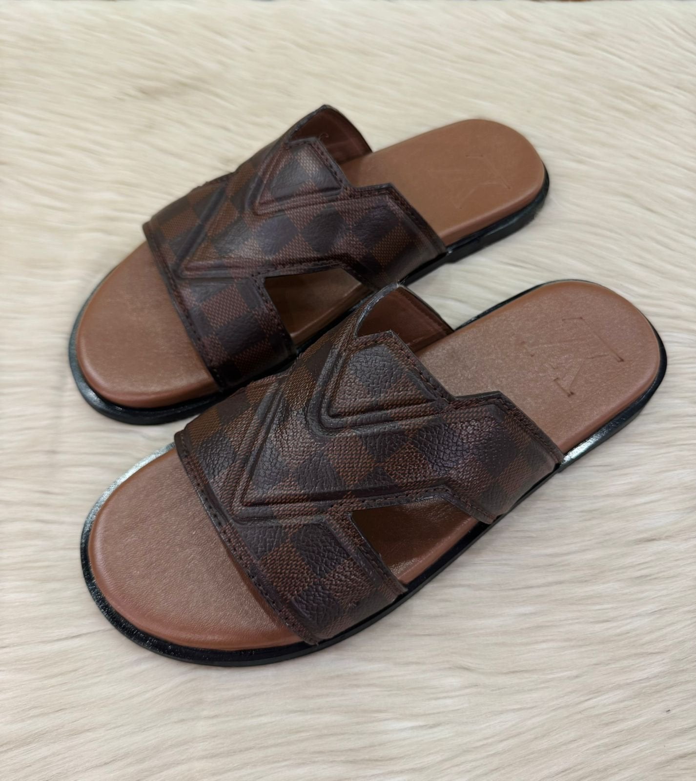 MEN SLIDES -018
