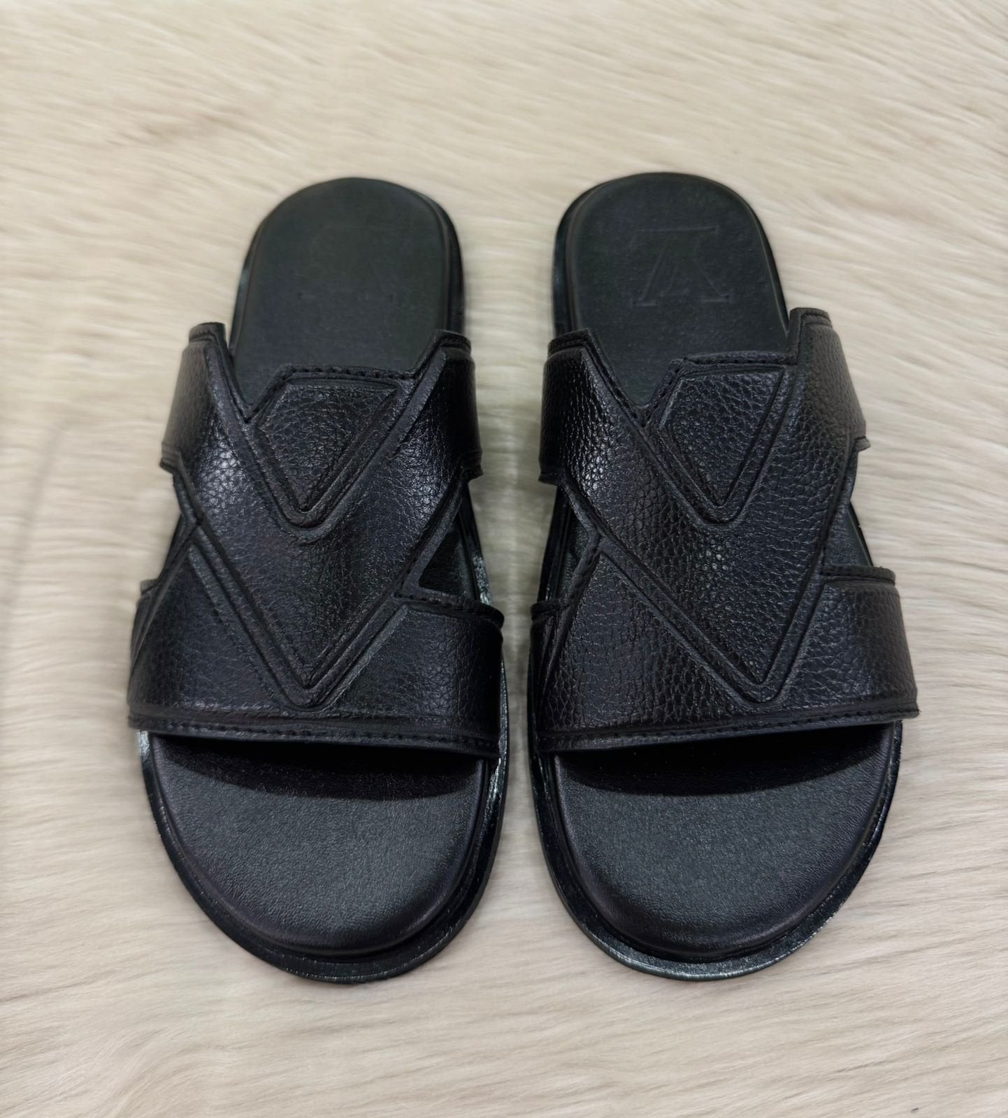 MEN SLIDES -020