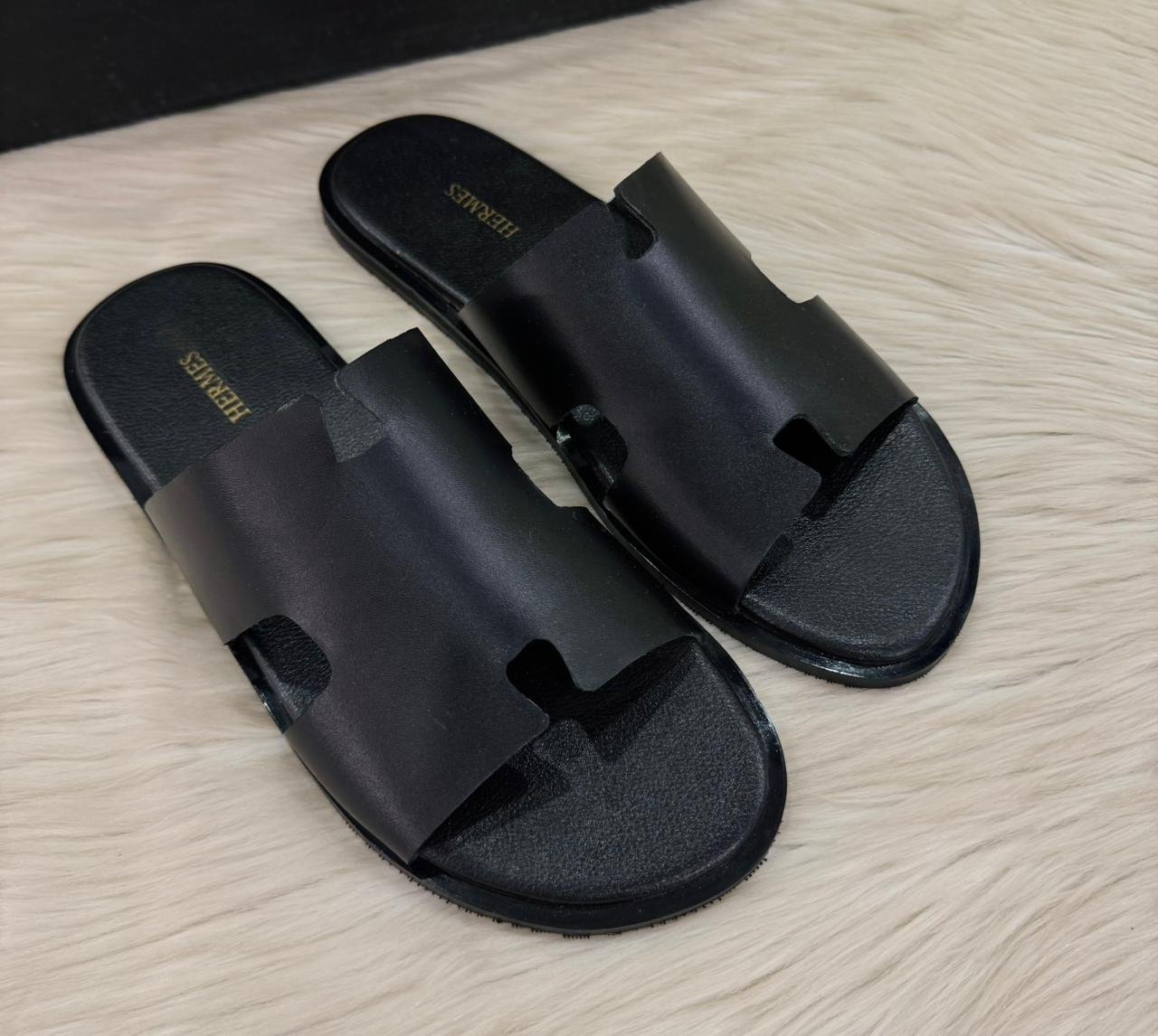 MEN SLIDES -021