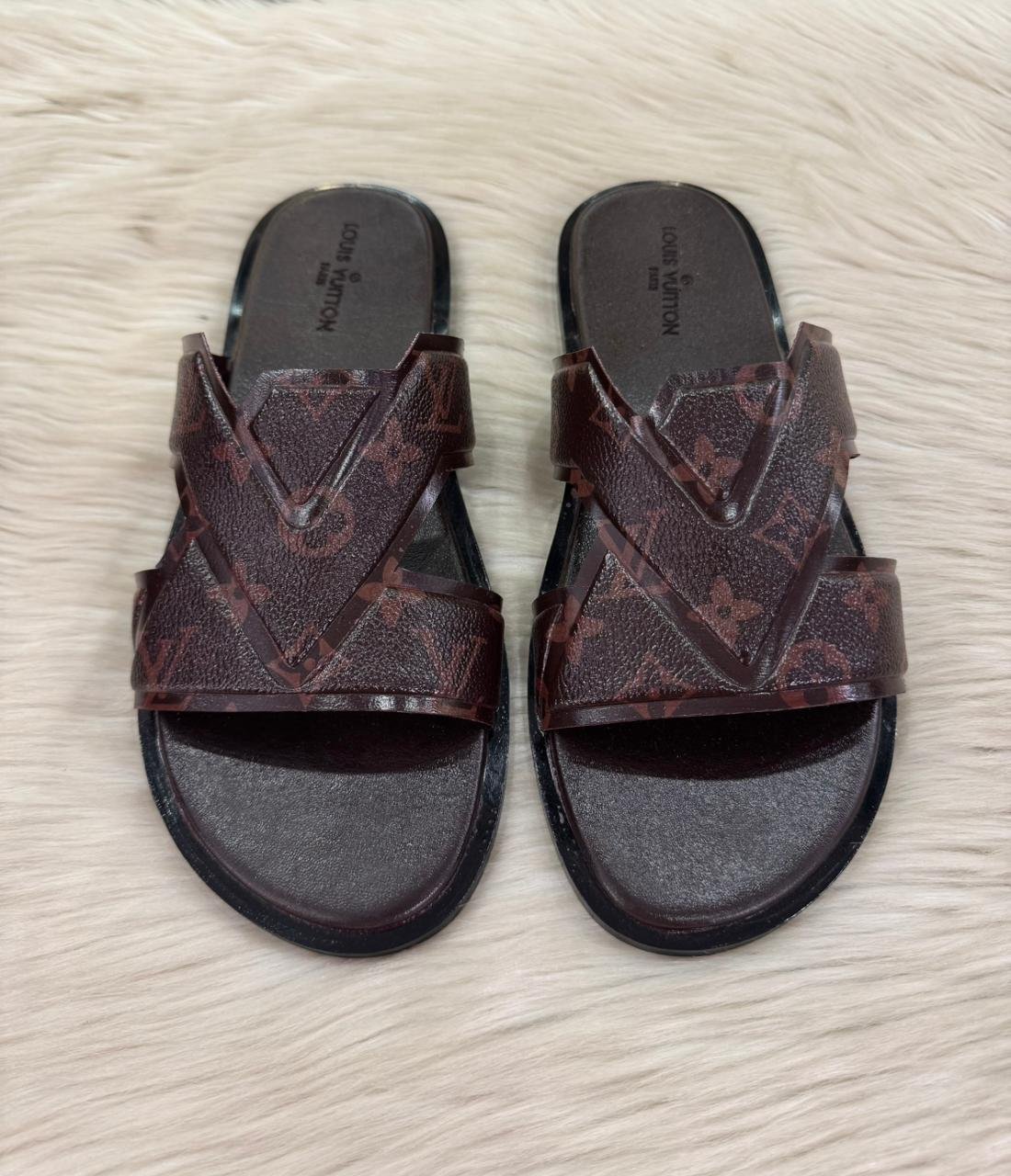 MEN SLIDES -023