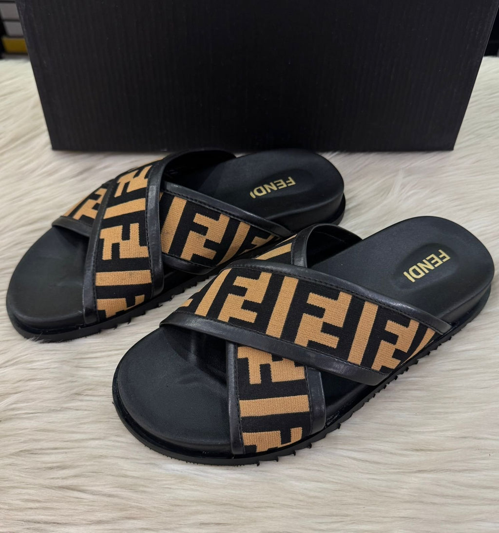 MEN SLIDES -026