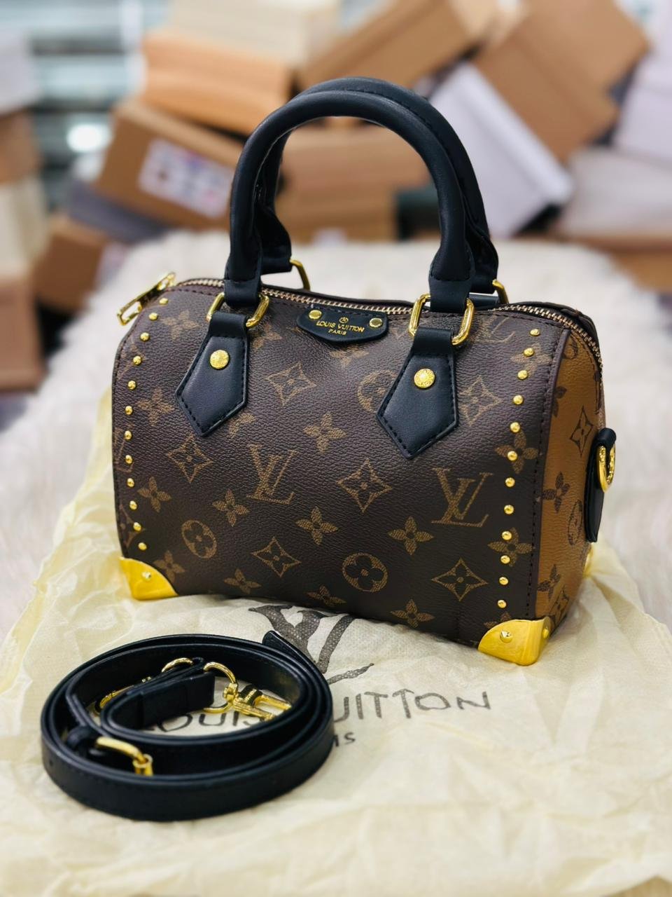 Louis Vuitton Speedy Trunk 20 Bag in Monogram Canvas.