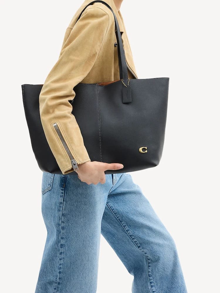 Coach North Leather Tote Bag in Black