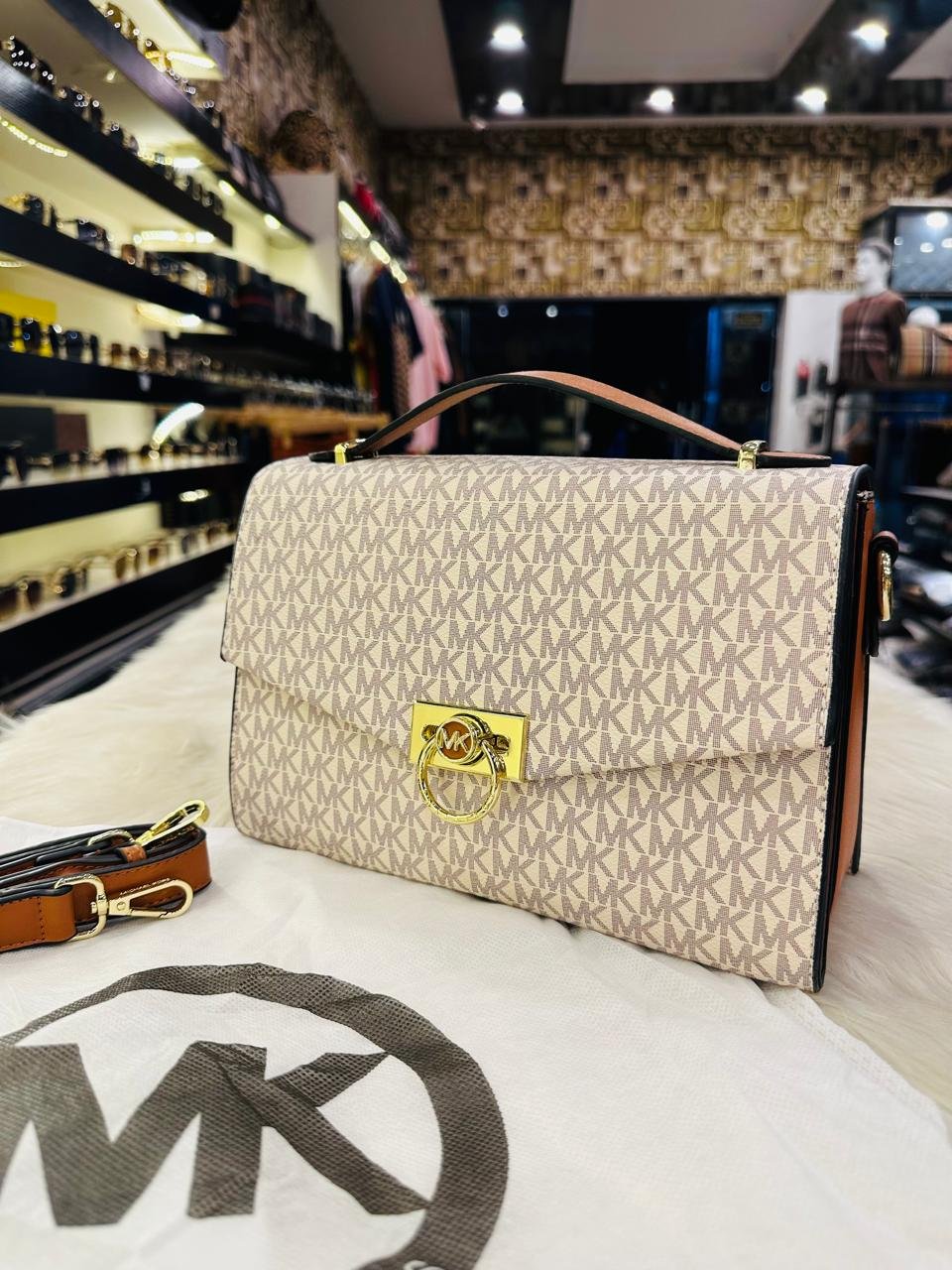 Michael Kors Hendrix Leather Bag in White