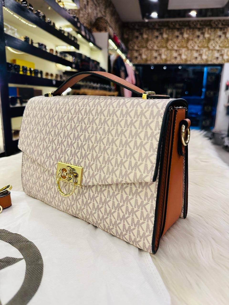 Michael Kors Hendrix Leather Bag in White
